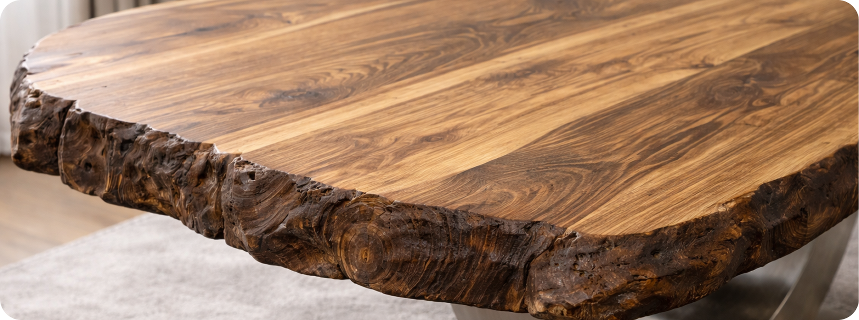 Holztisch